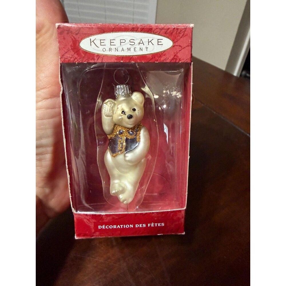 2000 Hallmark Keepsake Hand Blown Glass LI’L TEDDY BEAR Ornanent (CB9982)